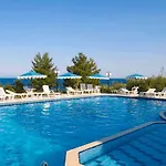 Hotel apartamentowy Sonia Village 3*