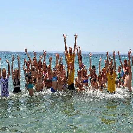 Ξενοδοχείο με διαμερίσματα Sonia Village Γερακινή