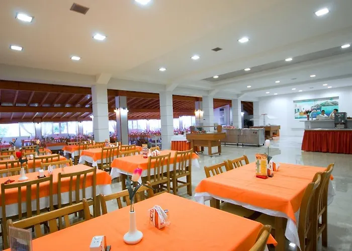 Aparthotel Sonia Village